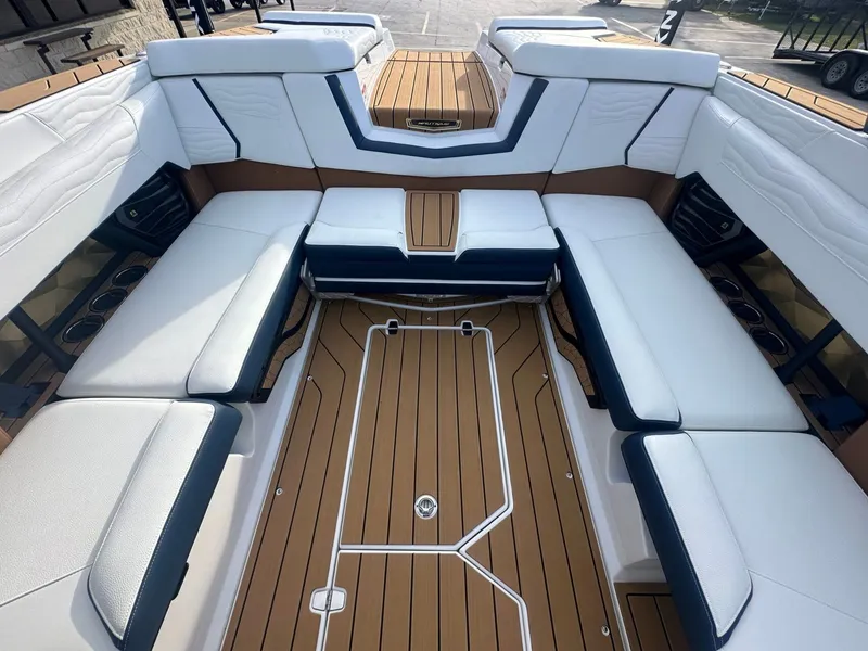 Slide: The Image of Nautique G23 2026 - 31