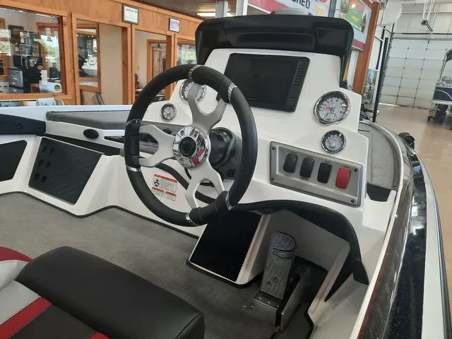 Slide: The Image of Nitro Z19 2025 - 9