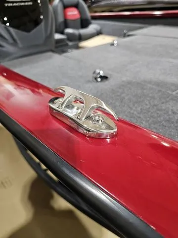 Slide: The Image of Tracker Pro Team 190 2025 - 20