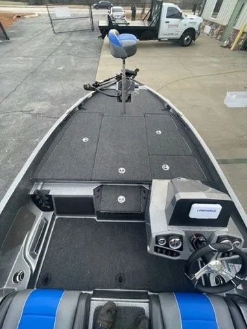 Slide: The Image of Ranger Z185 2025 - 21