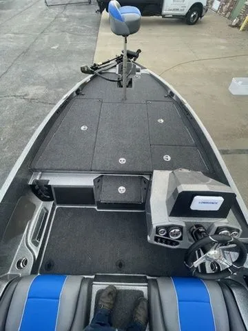 Slide: The Image of Ranger Z185 2025 - 22