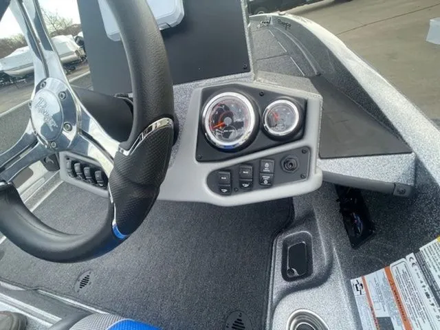 Slide: The Image of Ranger Z185 2025 - 24