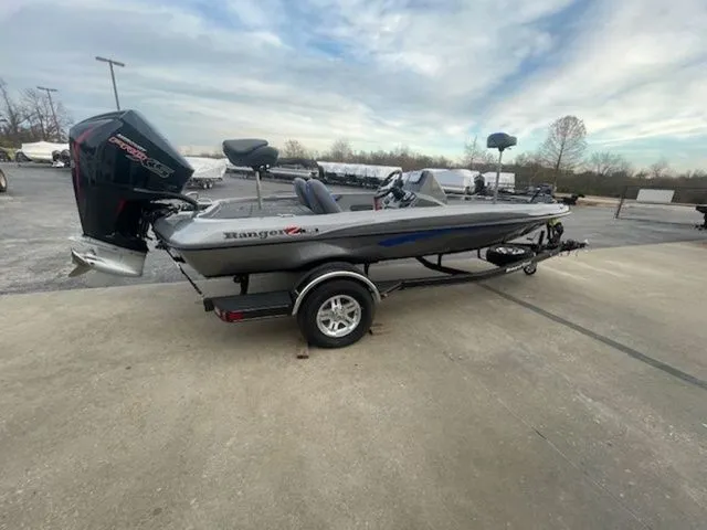 Slide: The Image of Ranger Z185 2025 - 32