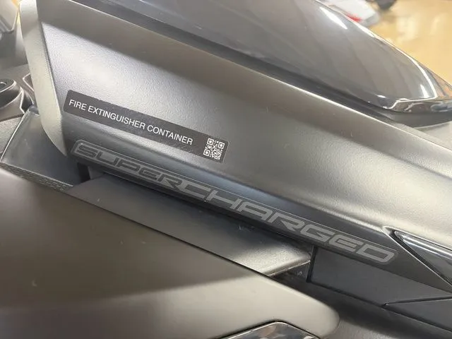 Slide: The Image of Yamaha FX Cruiser SVHO 2025 - 22