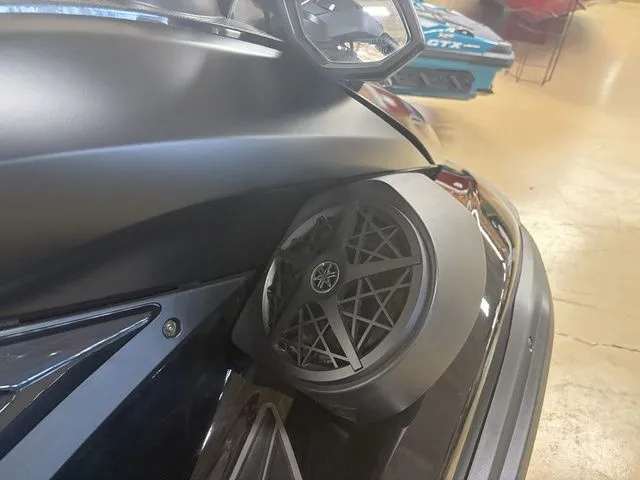 Slide: The Image of Yamaha FX Cruiser SVHO 2025 - 24