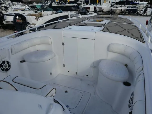 Slide: The Image of Glasstream 328 SCX 2018 - 10