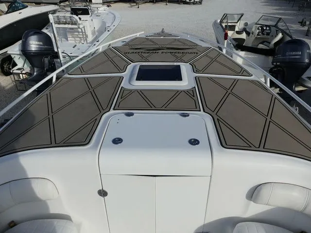 Slide: The Image of Glasstream 328 SCX 2018 - 14