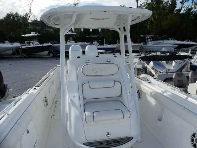 Slide: The Image of Glasstream 328 SCX 2018 - 15