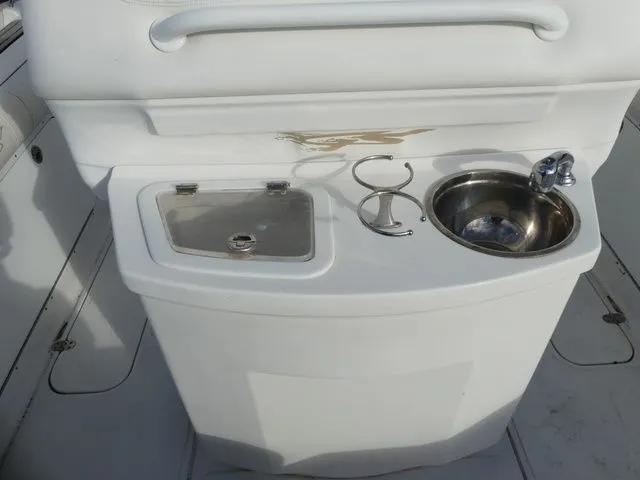 Slide: The Image of Glasstream 328 SCX 2018 - 16