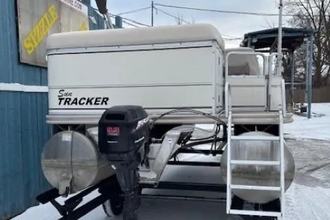 Slide: The Image of 2004 Sun Tracker Party Barge 22 Regency Edition pontoon boat in snowy setting. - 4