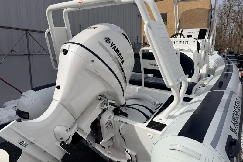 Slide: The Image of 2025 Highfield Sport 560 boat with Yamaha engine, featuring sleek design and modern equipment. - 10