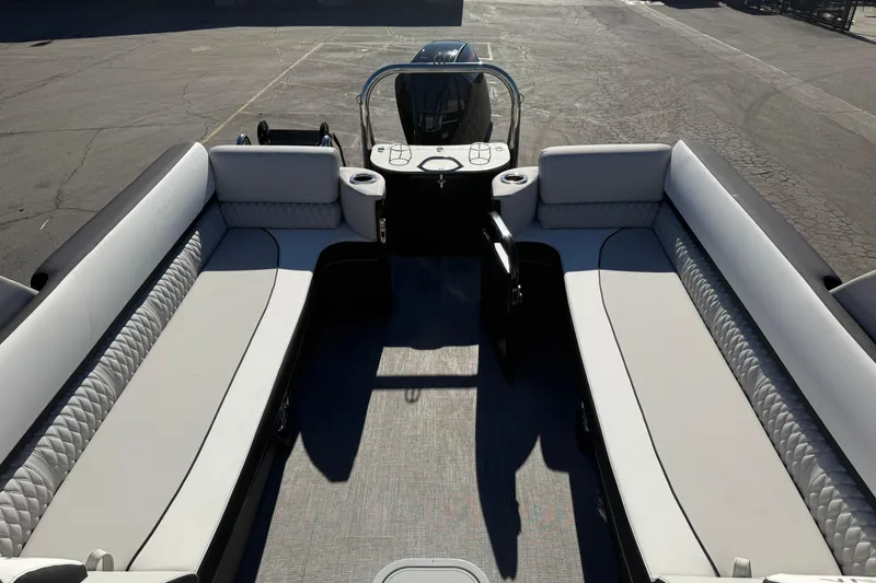 Slide: The Image of 2026 Avalon 2785 QL pontoon boat interior with spacious seating and modern design. - 6