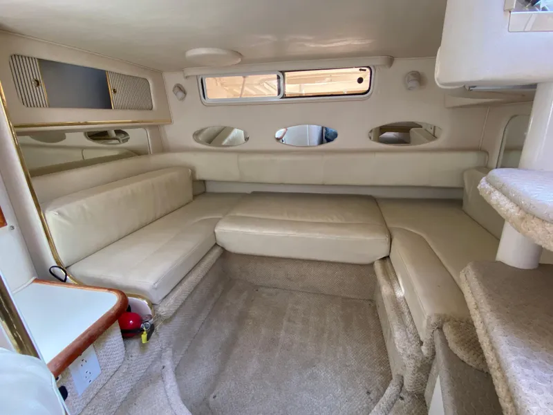 Slide: The Image of Sea Ray Sundancer 310 2001 - 51