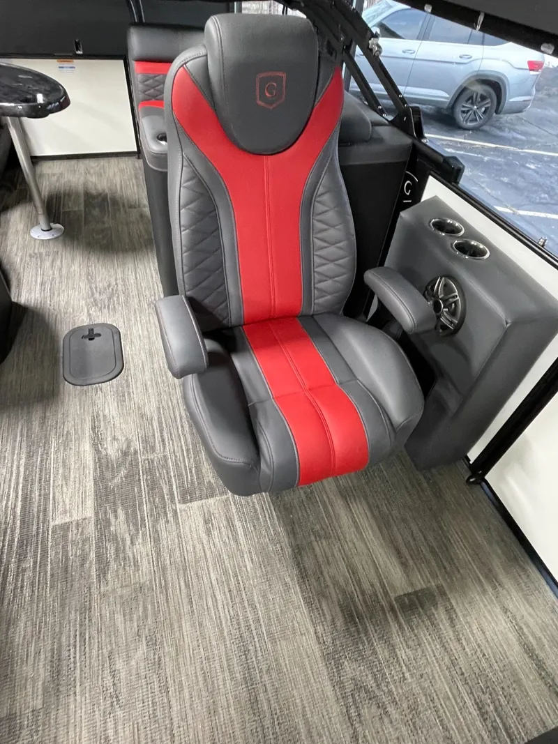 Slide: The Image of Godfrey MC235SBC 2026 - 10