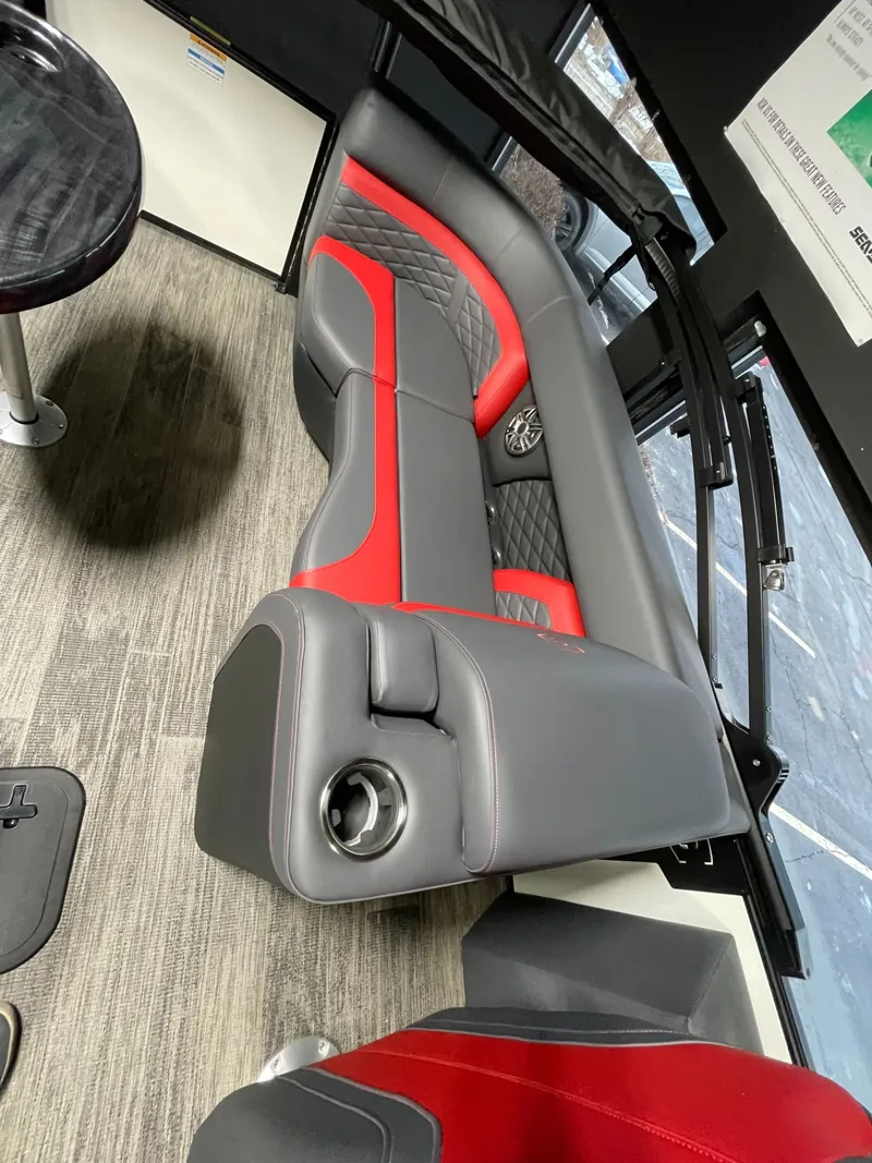 Slide: The Image of Godfrey MC235SBC 2026 - 13