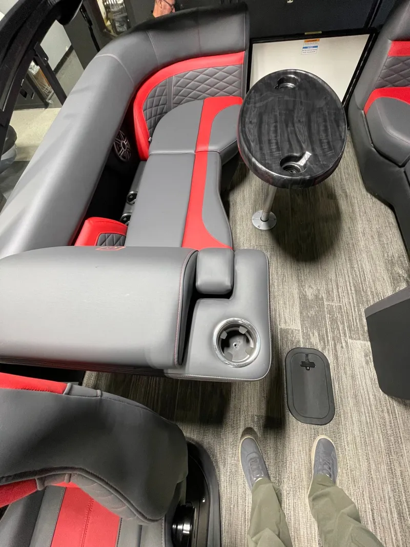 Slide: The Image of Godfrey MC235SBC 2026 - 14