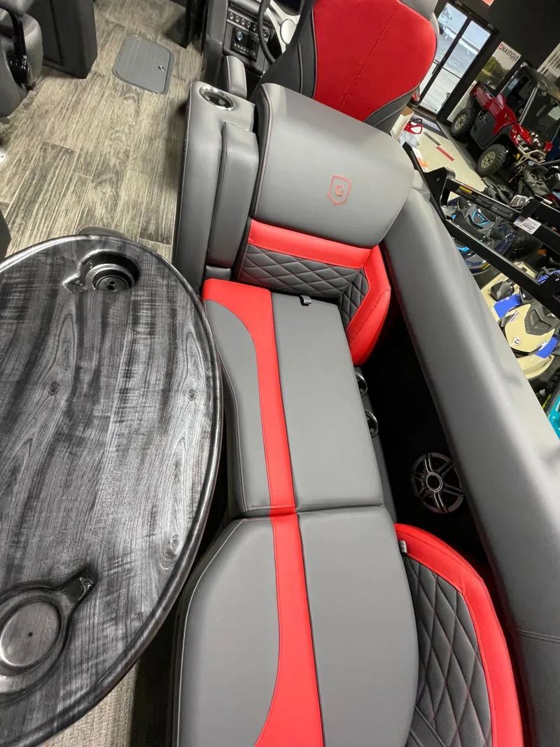 Slide: The Image of Godfrey MC235SBC 2026 - 16