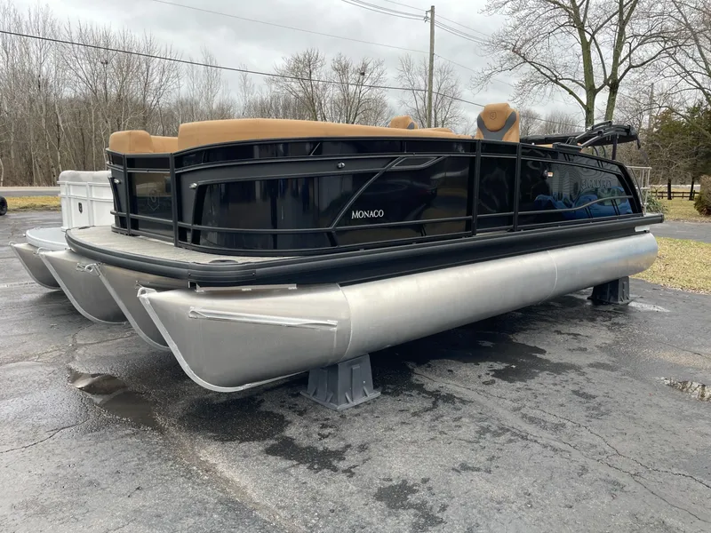 The Image of Godfrey MC235SFLC 2026 - 1