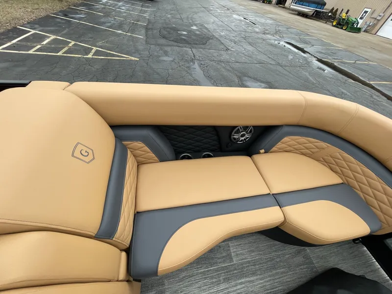 Slide: The Image of Godfrey MC235SFLC 2026 - 13