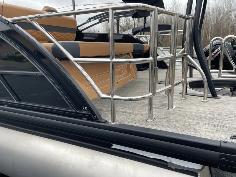 Slide: The Image of Godfrey MC235SFLC 2026 - 6