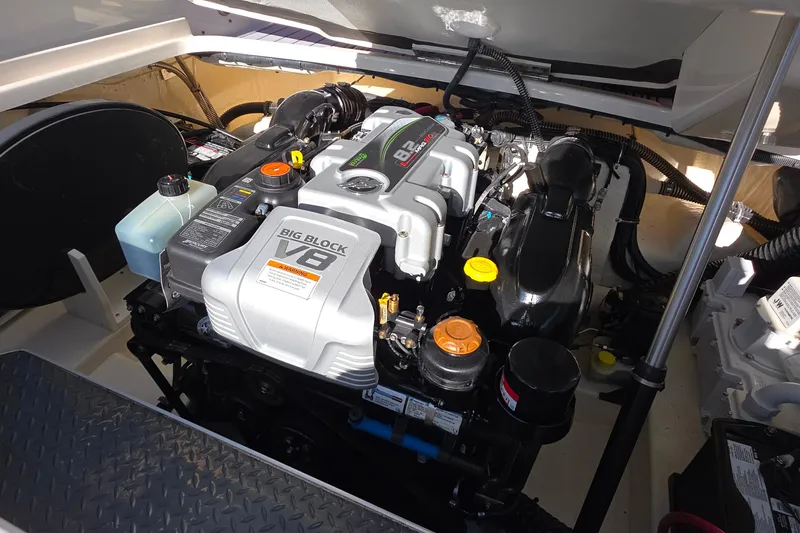 Slide: The Image of Engine compartment of a 2021 Formula 270 Bowrider with a Big Block V8 engine. - 22