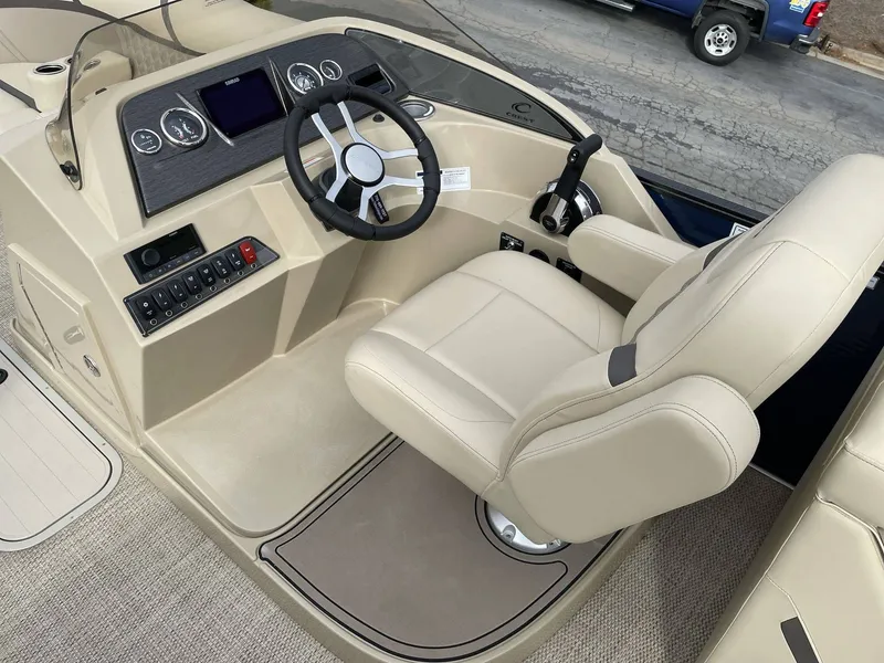 Slide: The Image of Crest Platinum 220 SLC 2024 - 4