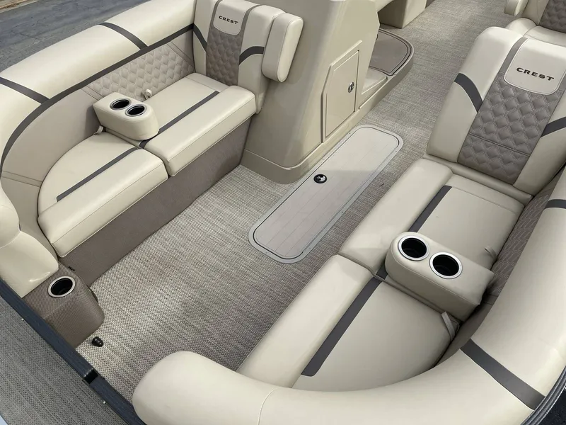 Slide: The Image of Crest Platinum 220 SLC 2024 - 6