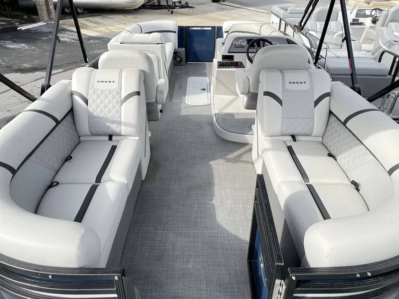 Slide: The Image of Crest Platinum 220 SLC 2024 - 3