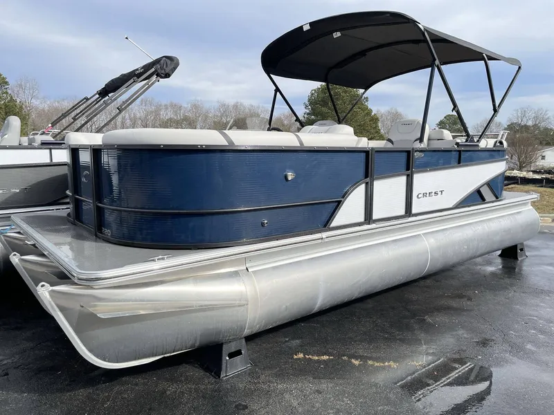 Slide: The Image of Crest Platinum 220 SLC 2024 - 4