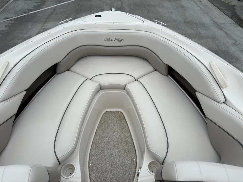 Slide: The Image of Sea Ray 240 Bow Rider w/ 6.2MPI Mercury 2003 - 10