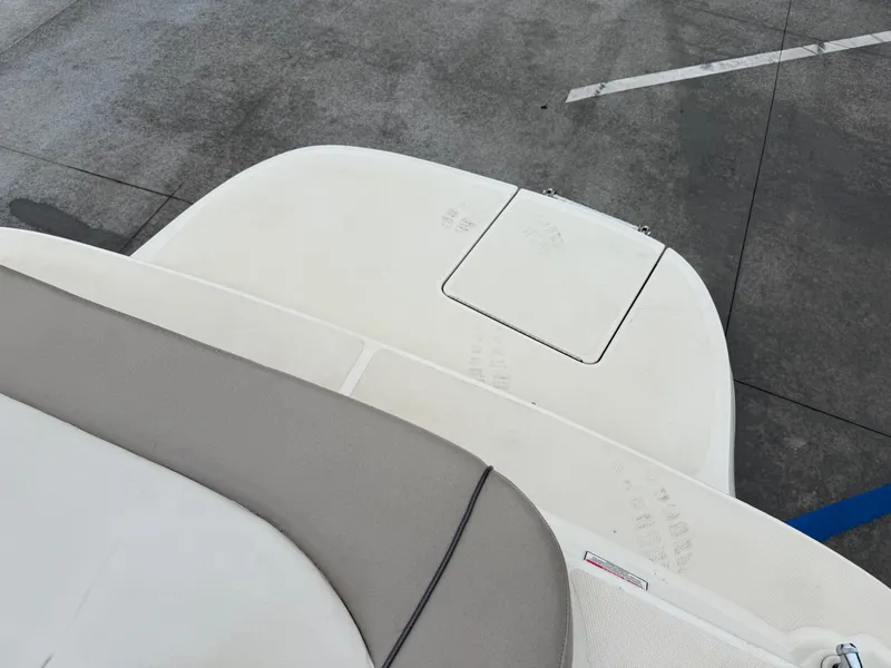 Slide: The Image of Sea Ray 240 Bow Rider w/ 6.2MPI Mercury 2003 - 4