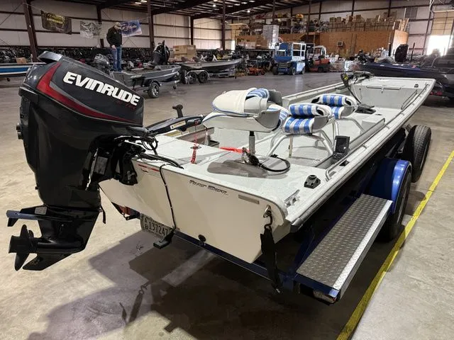 Slide: The Image of PlayCraft 2048 W/Evinrude 25 2014 - 4