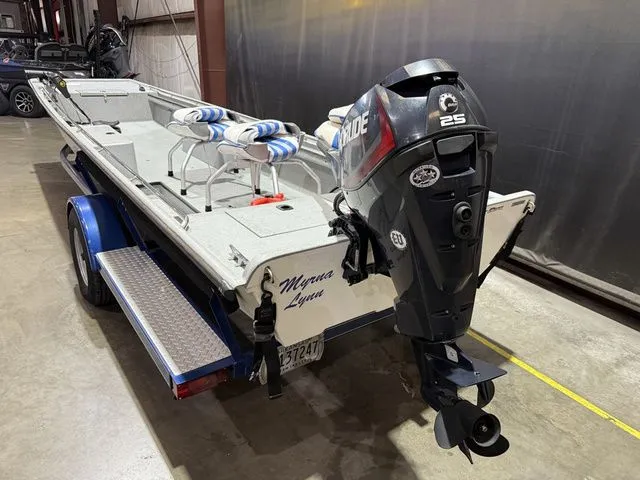 Slide: The Image of PlayCraft 2048 W/Evinrude 25 2014 - 5