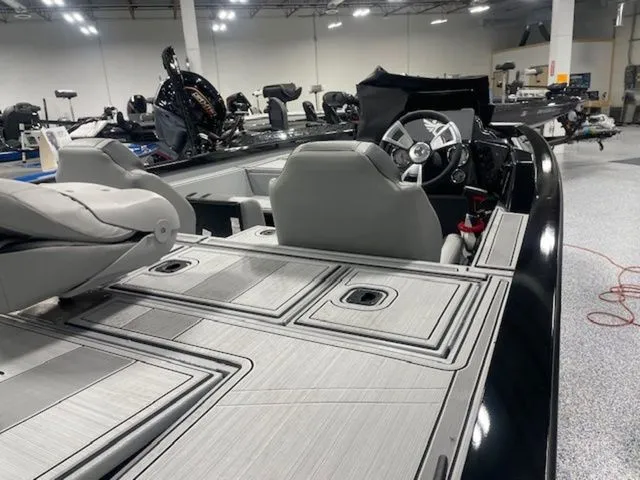 Slide: The Image of G3 Sportsman 1710 SE 2026 - 3