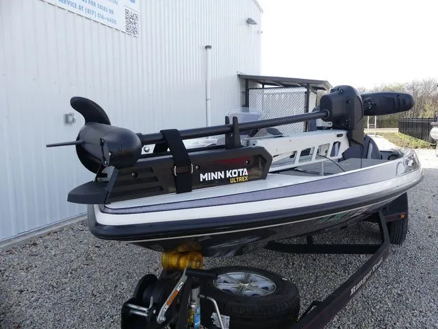 Slide: The Image of Ranger Z175 2017 - 10