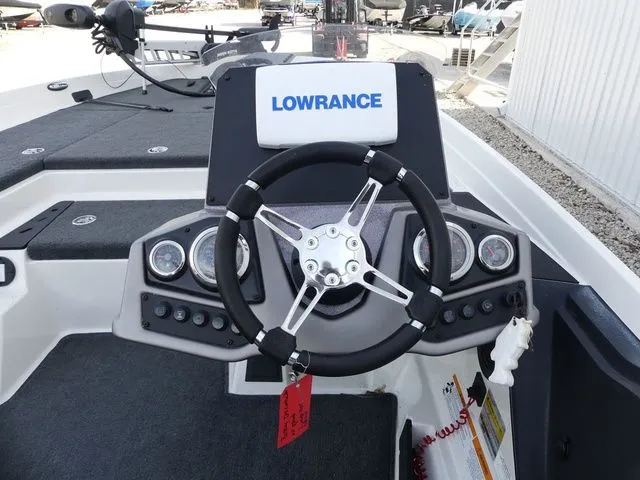 Slide: The Image of Ranger Z175 2017 - 13