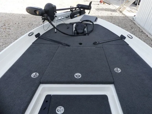 Slide: The Image of Ranger Z175 2017 - 17