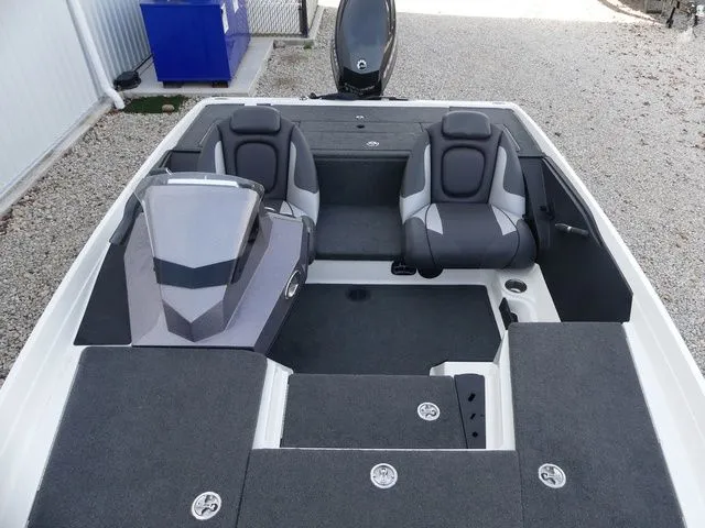 Slide: The Image of Ranger Z175 2017 - 19