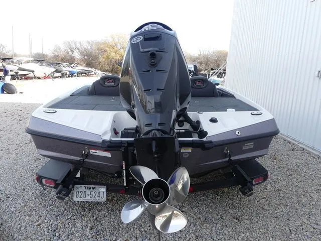 Slide: The Image of Ranger Z175 2017 - 5