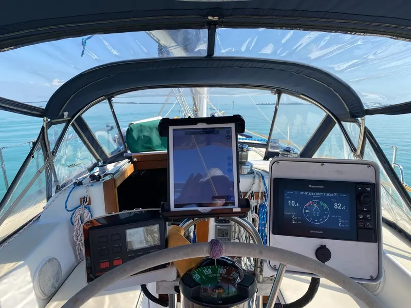 Slide: The Image of Freedom F-38 1991 - 77