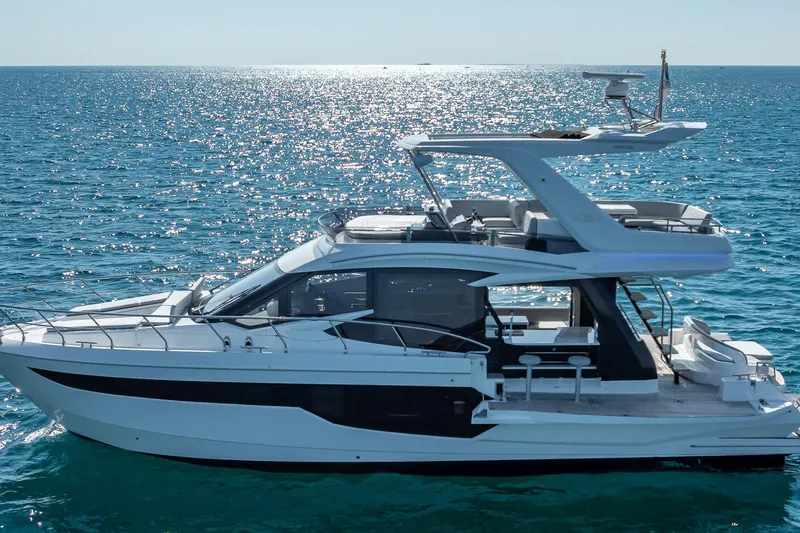 The Image of Galeon 500 Fly 2021 - undefined