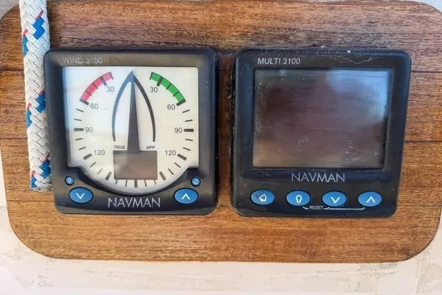 Slide: The Image of Navman wind and multi displays on 1989 Island Packet 35 sailboat dashboard. - 15