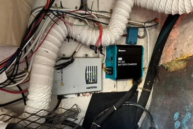 Slide: The Image of Electrical system of a 1989 Island Packet 35 sailboat with Xantrex and Renogy components. - 60