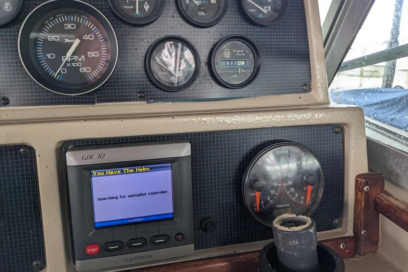 Slide: The Image of Garmin Auto-Pilot and Flow Scan Meter - 39