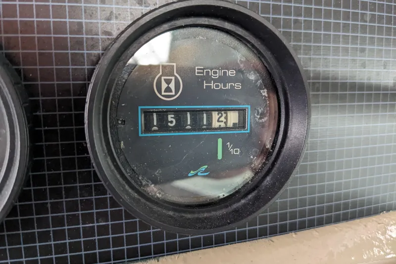 Slide: The Image of Engine hour meter of 1988 Sea Ray 390 Express Cruiser. - 42