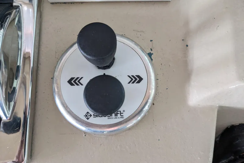 Slide: The Image of Bow and Stern Thruster Joystick - 44