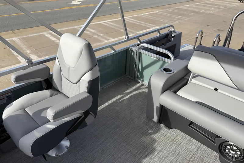 Slide: The Image of 2026 Avalon Venture 85 Versatile rear bench with modern seating and cup holder. - 14