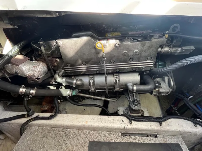 Slide: The Image of Engine compartment of a 2005 Albin 31 Tournament Express boat. - 19