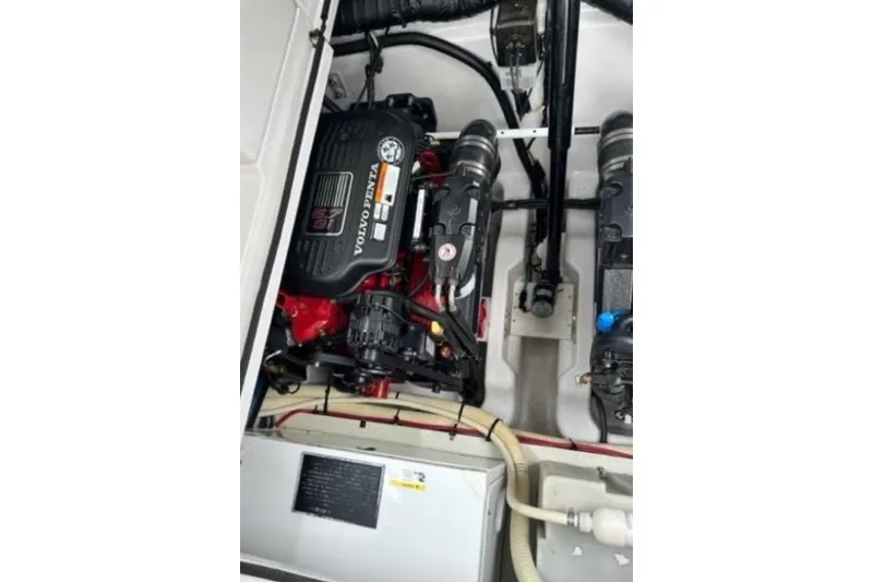 Slide: The Image of 2007 Four Winns 338 Vista engine compartment with Volvo Penta engine. - 23