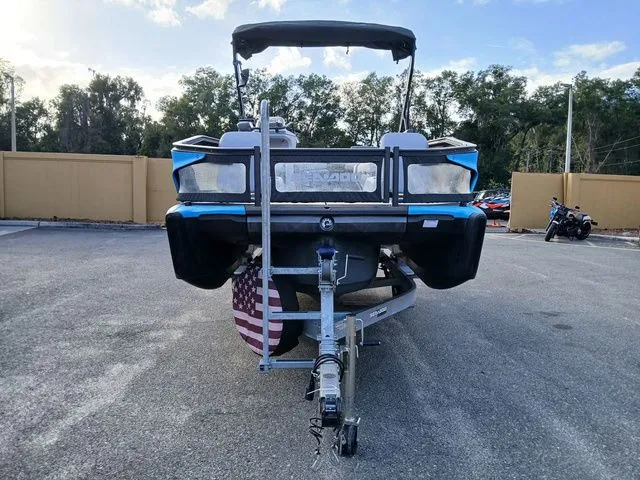Slide: The Image of Sea-Doo Switch Sport 21 2022 - 10